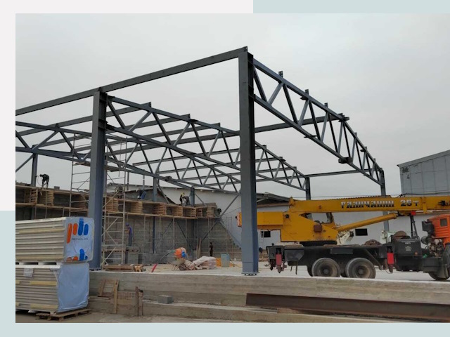 Строительство цехов в Полысаево