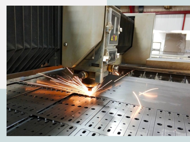 Лазерная резка металла в Полысаево от 617 руб.